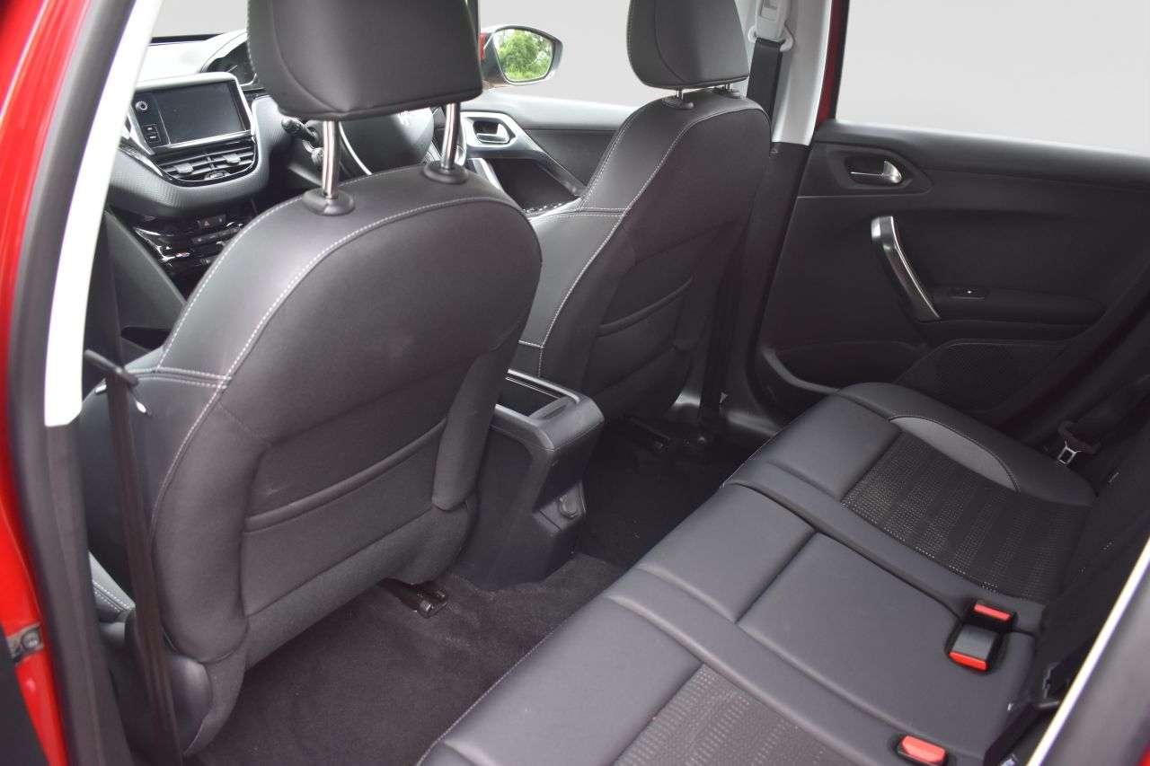 2018 PEUGEOT 2008 2018 PEUGEOT 2008