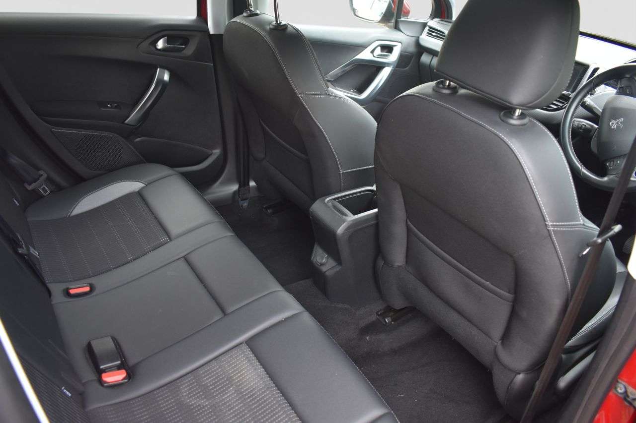 2018 PEUGEOT 2008 2018 PEUGEOT 2008
