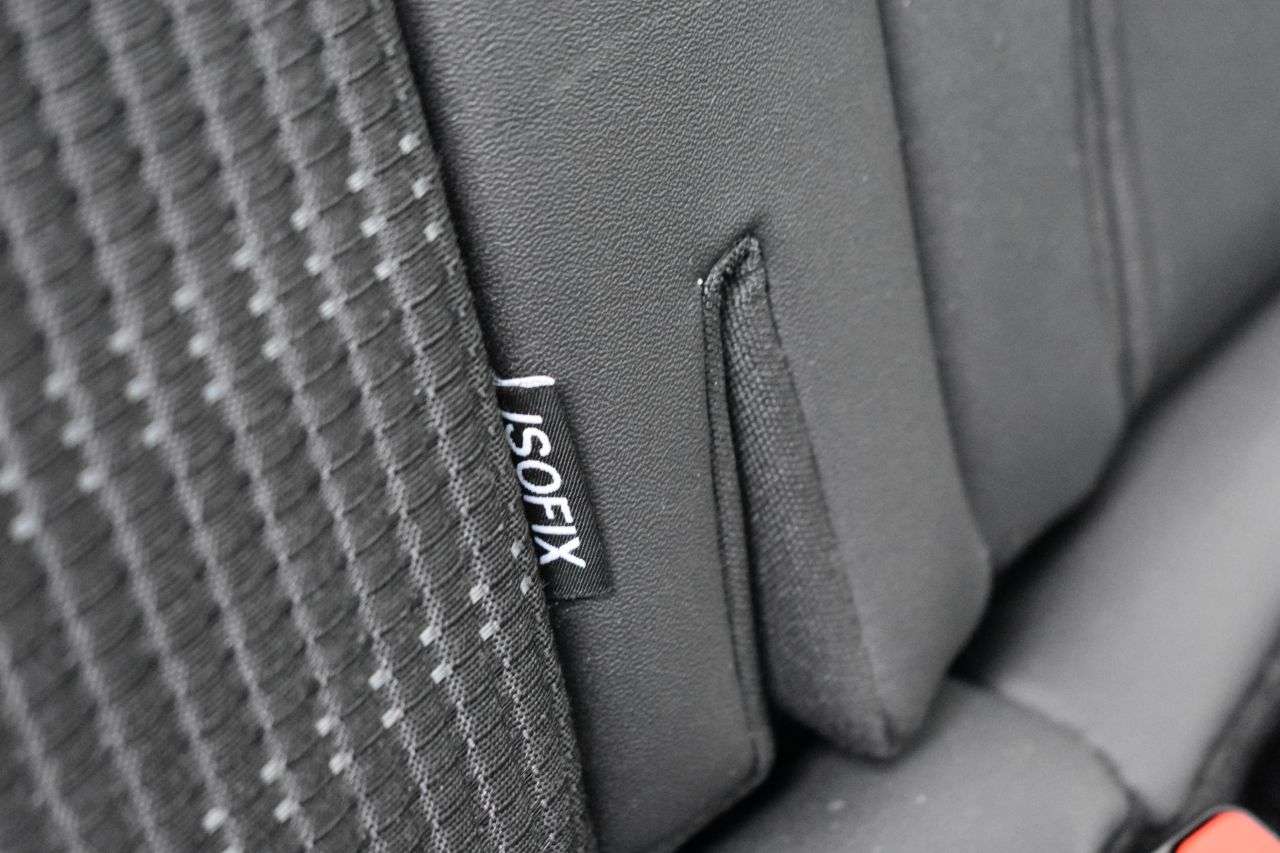 2018 PEUGEOT 2008 2018 PEUGEOT 2008