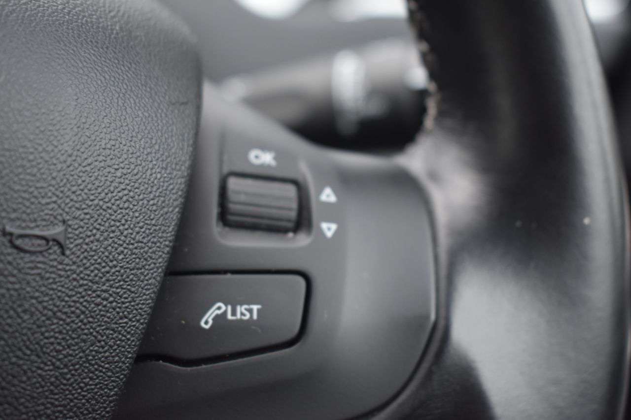 2018 PEUGEOT 2008 2018 PEUGEOT 2008