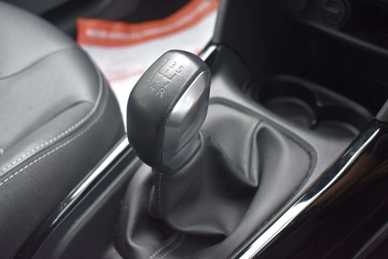 2018 PEUGEOT 2008 2018 PEUGEOT 2008