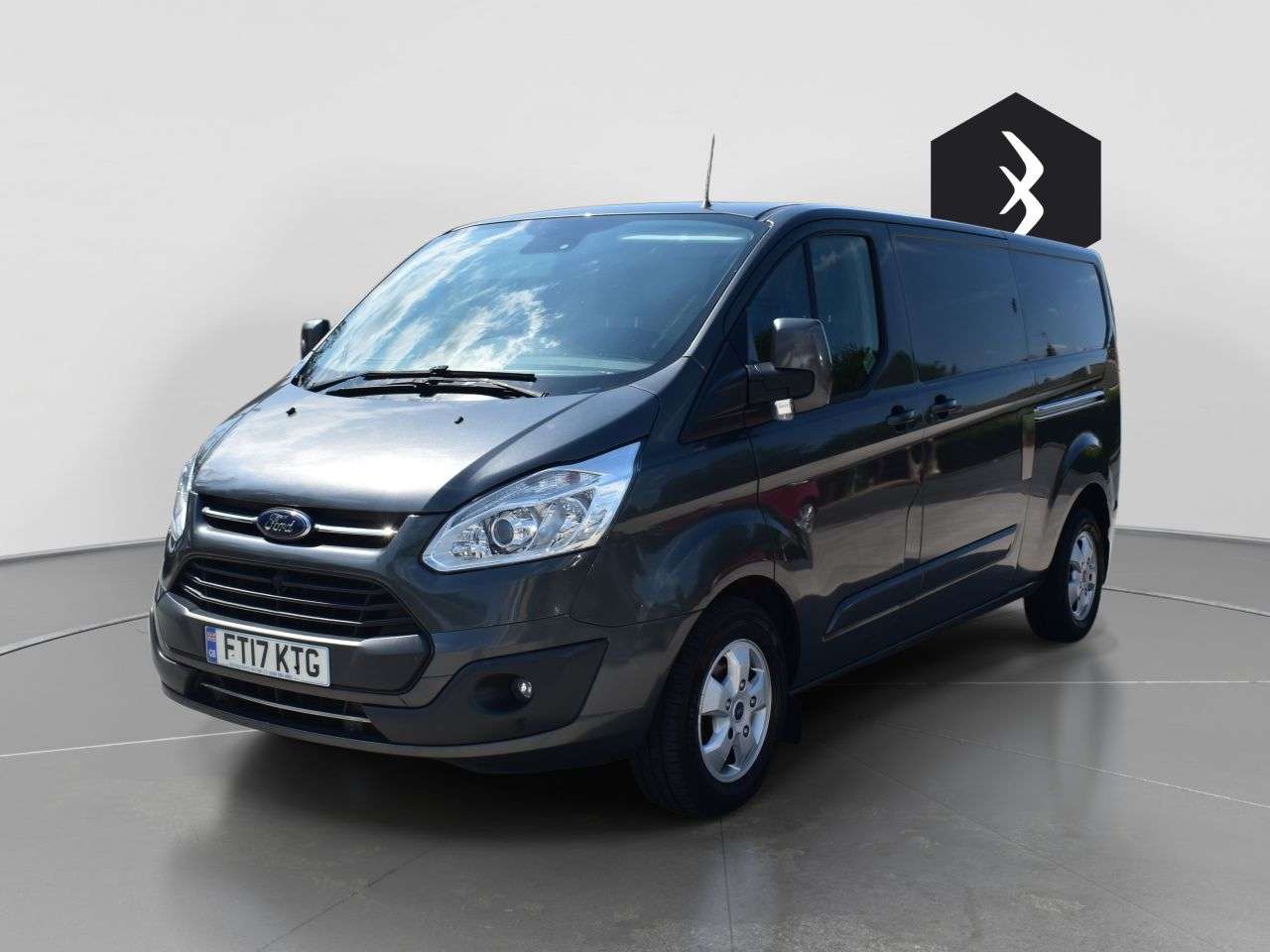 A 2017 FORD TRANSIT CUSTOM 2.0 TDCi 290 Limited Panel Van 5dr Diesel Automatic L2 H1 (161 g/km, 128 bh A 2017 FORD TRANSIT CUSTOM 2.0 TDCi 290 Limited Panel Van 5dr Diesel Automatic L2 H1 (161 g/km, 128 bh