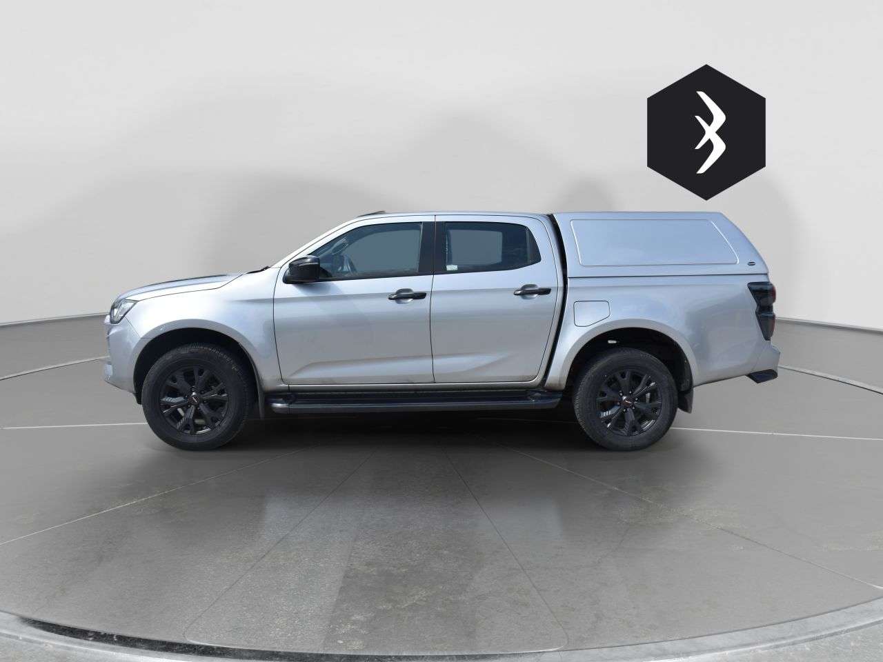 A 2023 ISUZU D-MAX 1.9 TD V-Cross Pickup Double Cab 4dr Diesel Auto 4WD Euro 6 (s/s) (164 ps) A 2023 ISUZU D-MAX 1.9 TD V-Cross Pickup Double Cab 4dr Diesel Auto 4WD Euro 6 (s/s) (164 ps)
