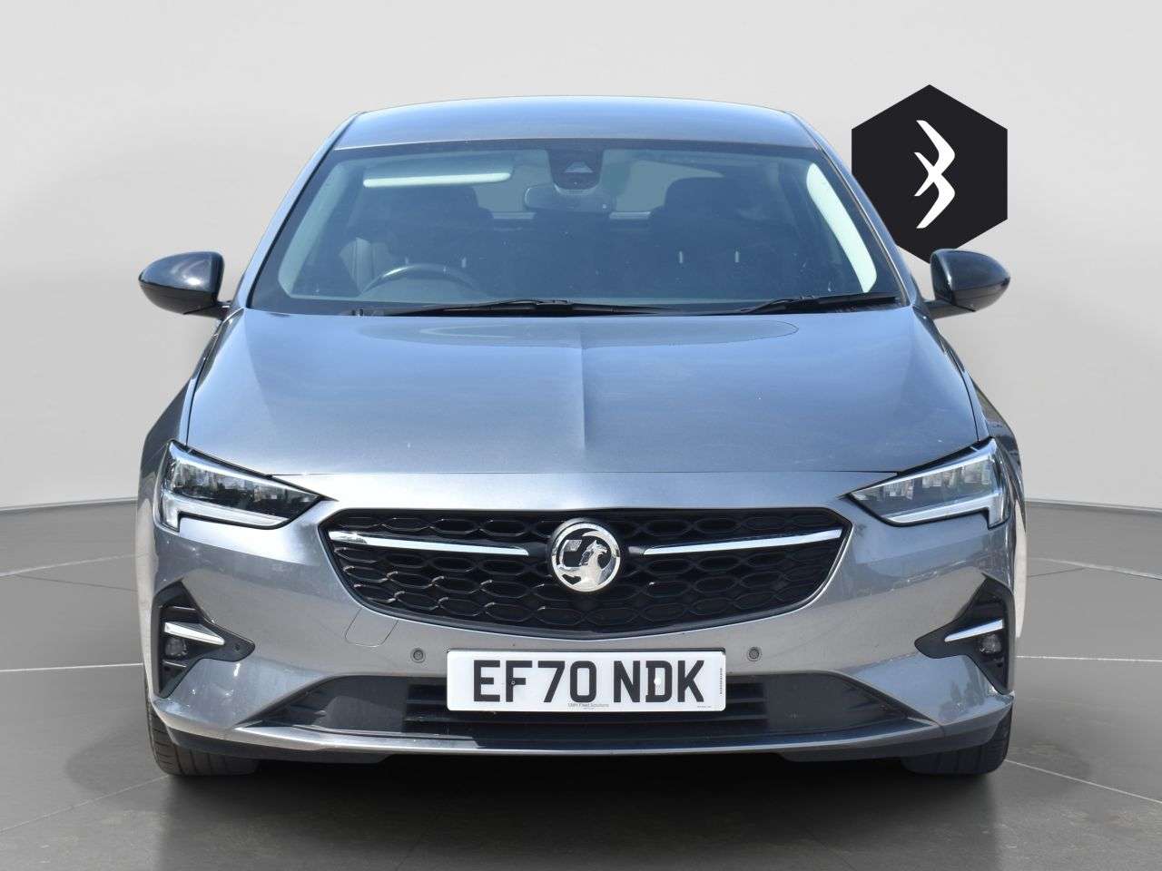 A 2020 VAUXHALL INSIGNIA 1.5 Turbo D SE Nav Grand Sport 5dr Diesel Manual Euro 6 (s/s) (122 ps) ***1 A 2020 VAUXHALL INSIGNIA 1.5 Turbo D SE Nav Grand Sport 5dr Diesel Manual Euro 6 (s/s) (122 ps) ***1