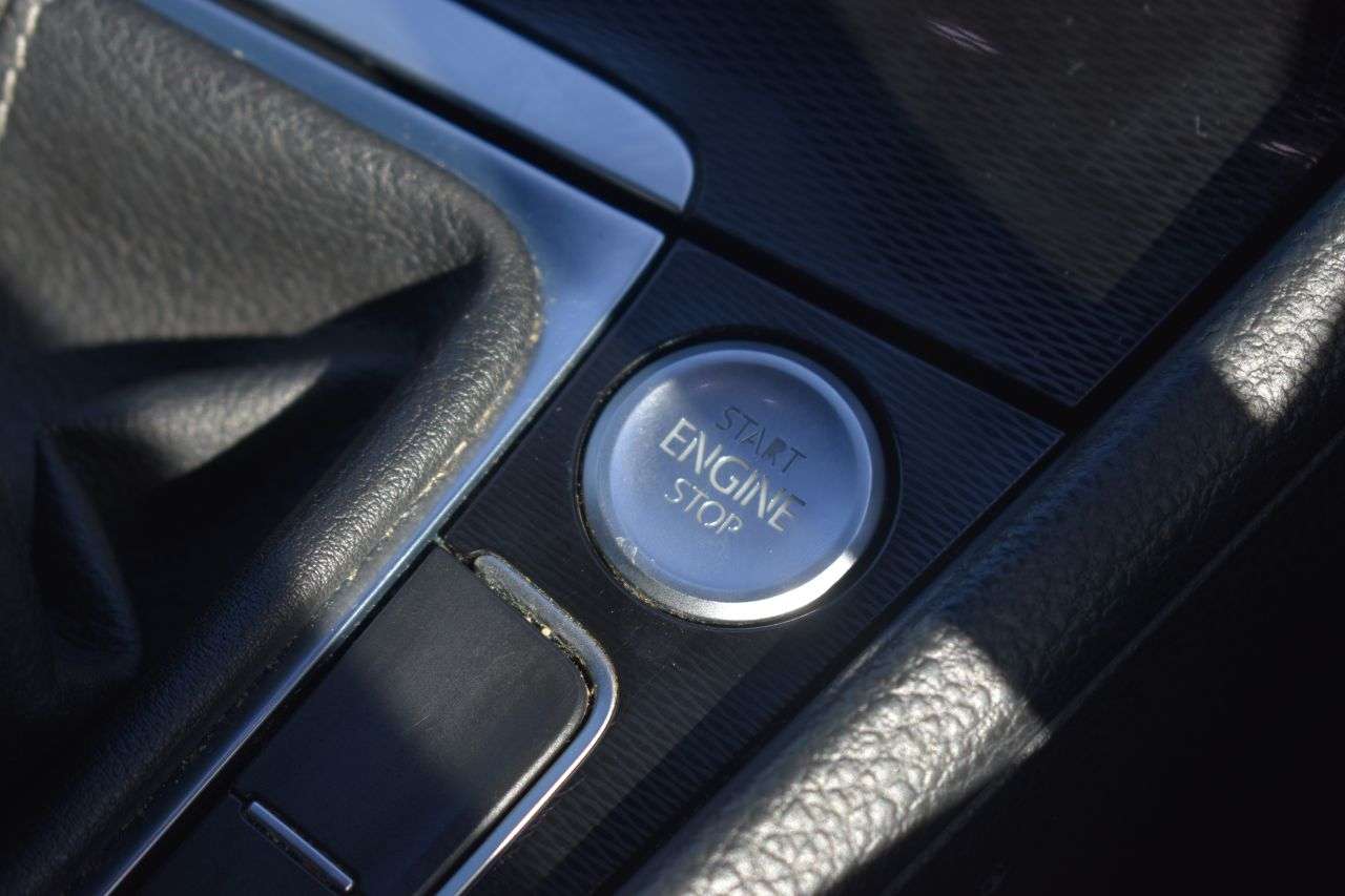 2017 VOLKSWAGEN GOLF 2017 VOLKSWAGEN GOLF