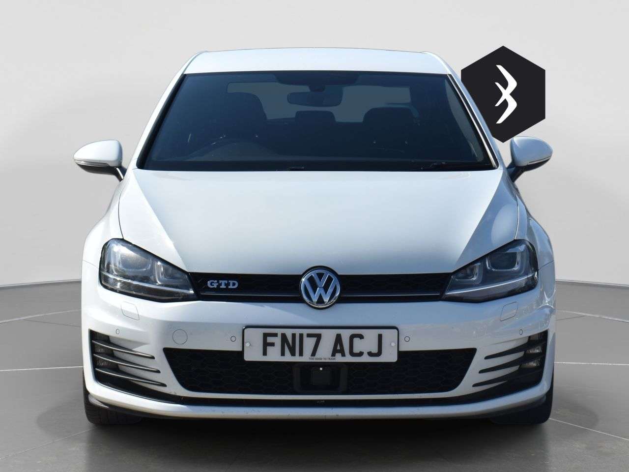 A 2017 VOLKSWAGEN GOLF 2.0 TDI BlueMotion Tech GTD Hatchback 5dr Diesel Manual Euro 6 (s/s) (184 p A 2017 VOLKSWAGEN GOLF 2.0 TDI BlueMotion Tech GTD Hatchback 5dr Diesel Manual Euro 6 (s/s) (184 p