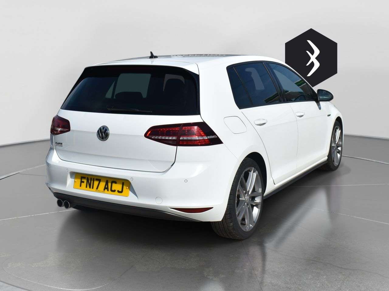 2017 VOLKSWAGEN GOLF 2017 VOLKSWAGEN GOLF