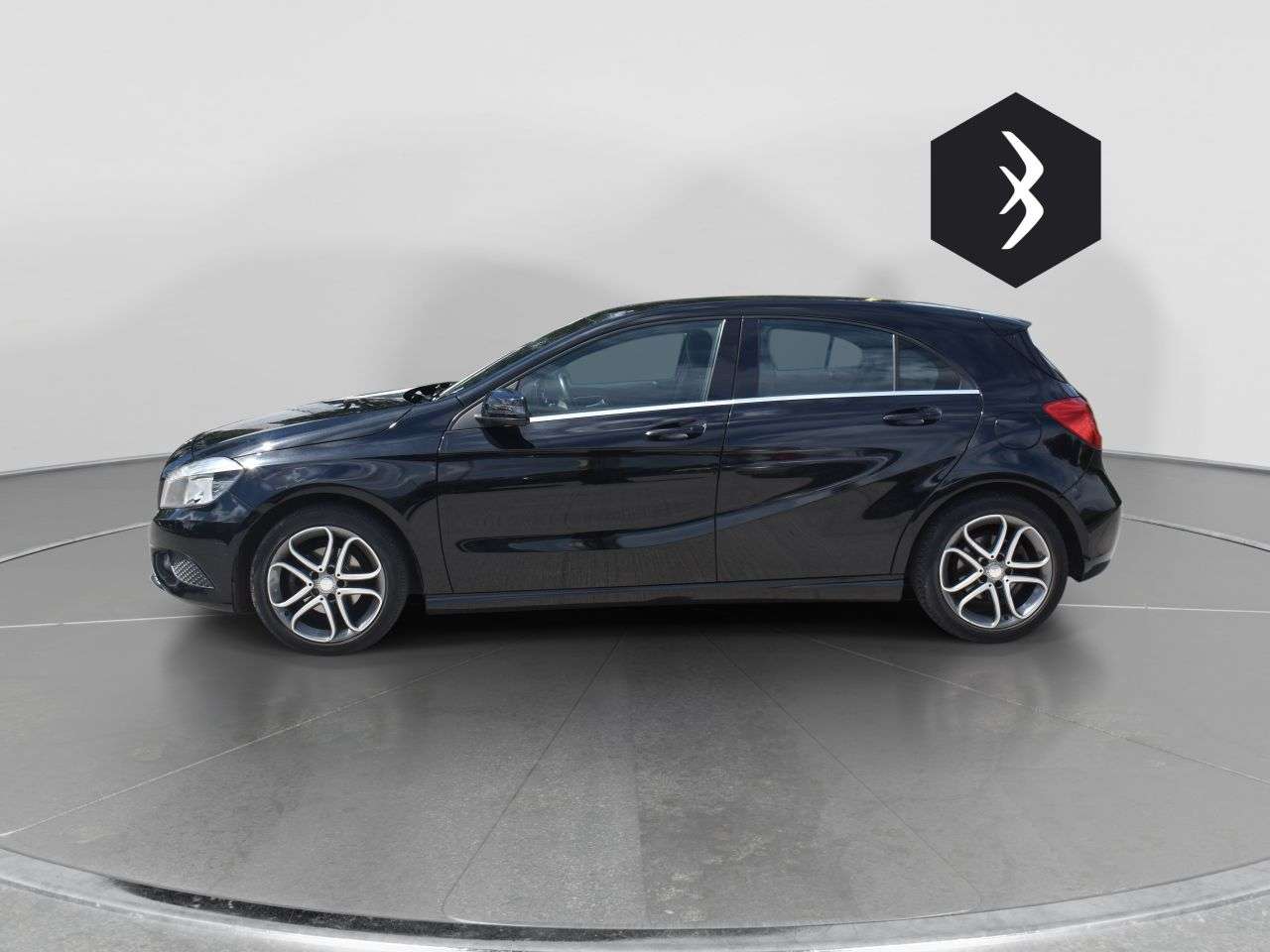 A 2015 MERCEDES-BENZ A-CLASS 1.5 A180 CDI Sport Hatchback 5dr Diesel Manual Euro 5 (s/s) (109 ps) ***128 A 2015 MERCEDES-BENZ A-CLASS 1.5 A180 CDI Sport Hatchback 5dr Diesel Manual Euro 5 (s/s) (109 ps) ***128