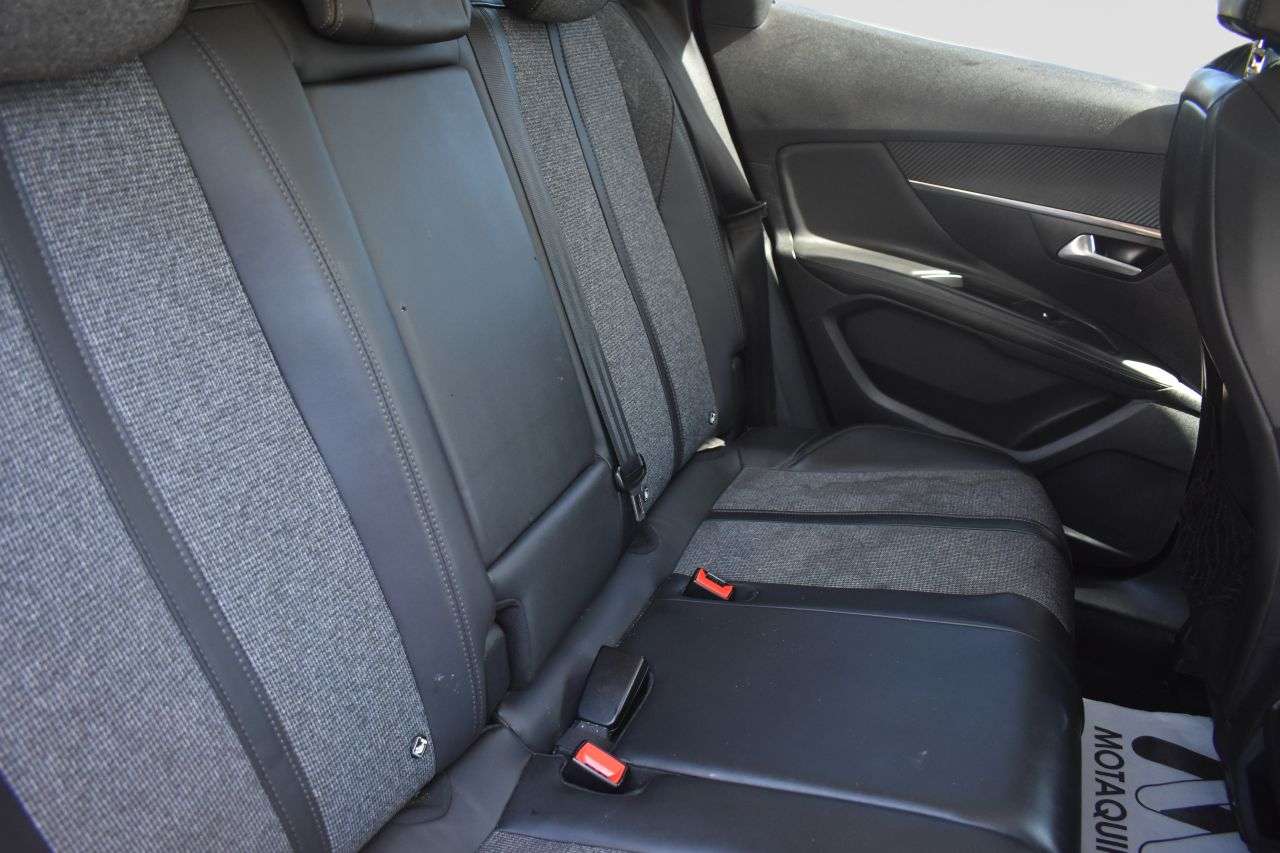 2017 PEUGEOT 3008 2017 PEUGEOT 3008