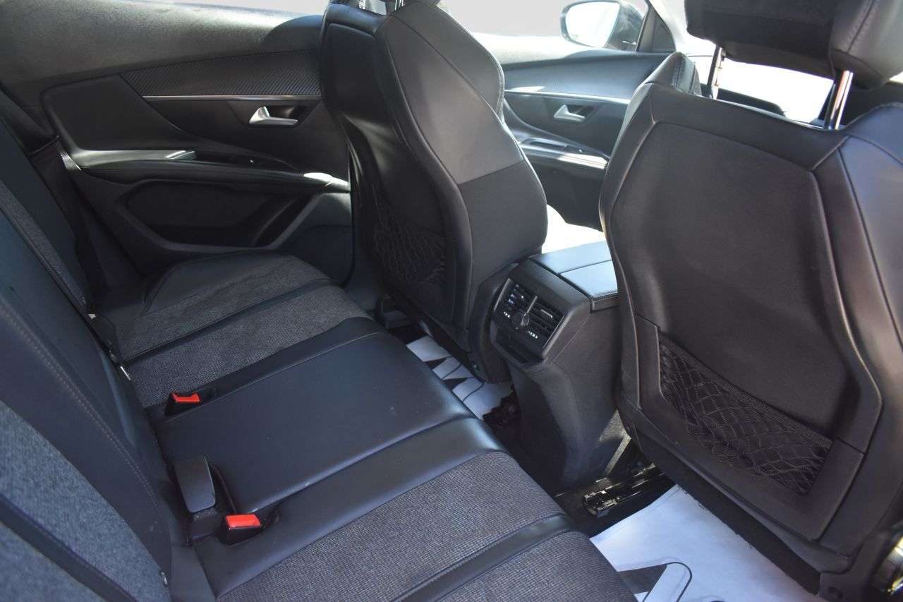 2017 PEUGEOT 3008 2017 PEUGEOT 3008