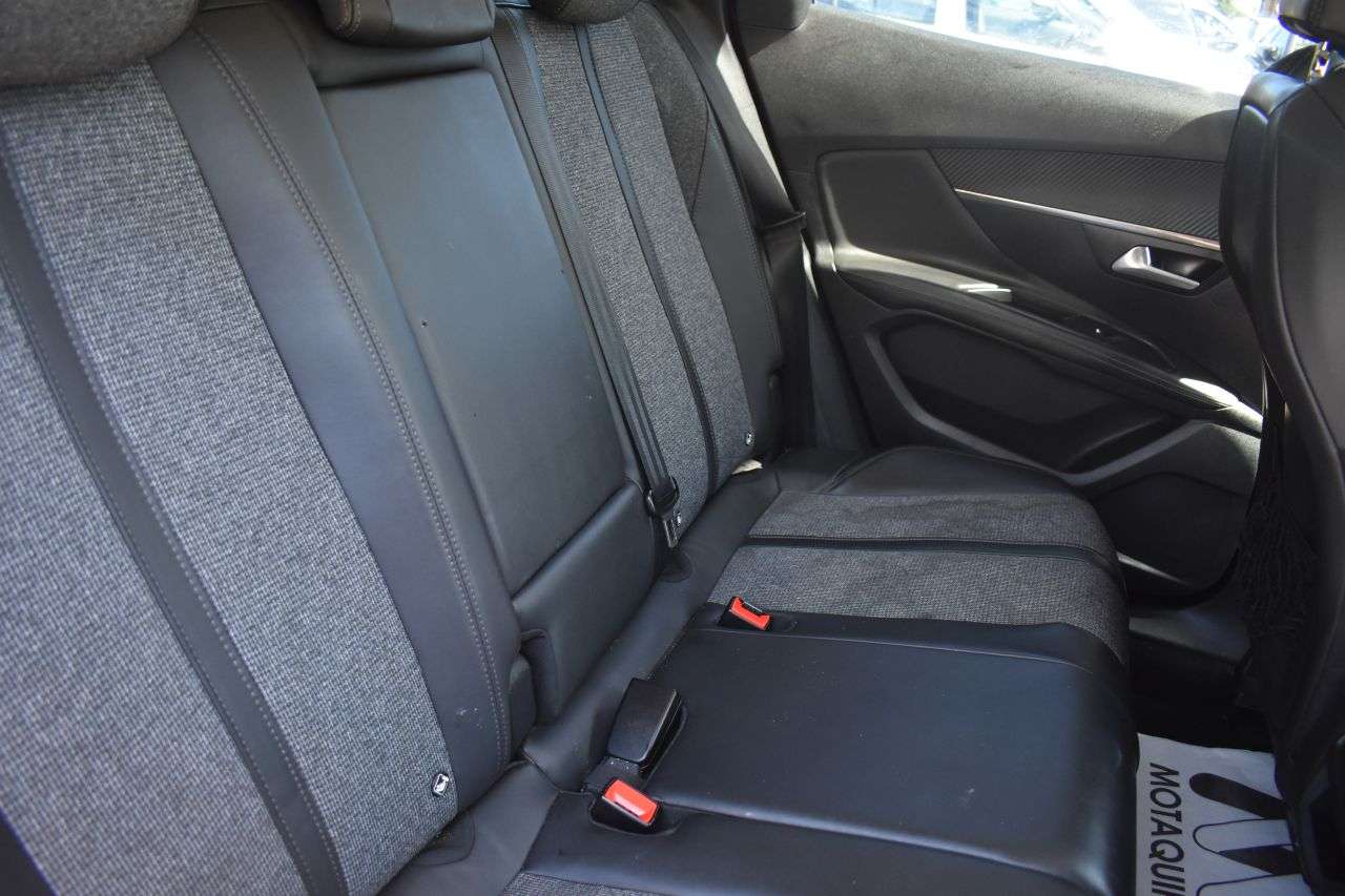 2017 PEUGEOT 3008 2017 PEUGEOT 3008