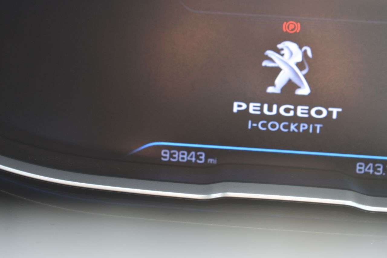 2017 PEUGEOT 3008 2017 PEUGEOT 3008