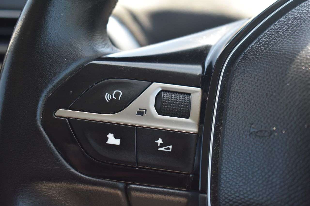 2017 PEUGEOT 3008 2017 PEUGEOT 3008