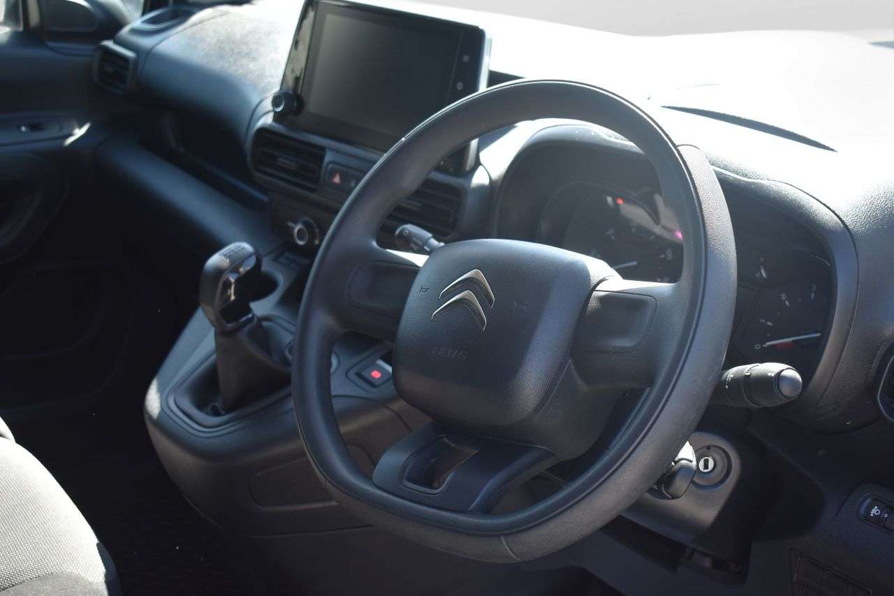 A 2019 CITROEN BERLINGO 1.5 BlueHDi 1000 Enterprise M Panel Van 5dr Diesel Manual SWB Euro 6 (s/s) A 2019 CITROEN BERLINGO 1.5 BlueHDi 1000 Enterprise M Panel Van 5dr Diesel Manual SWB Euro 6 (s/s)