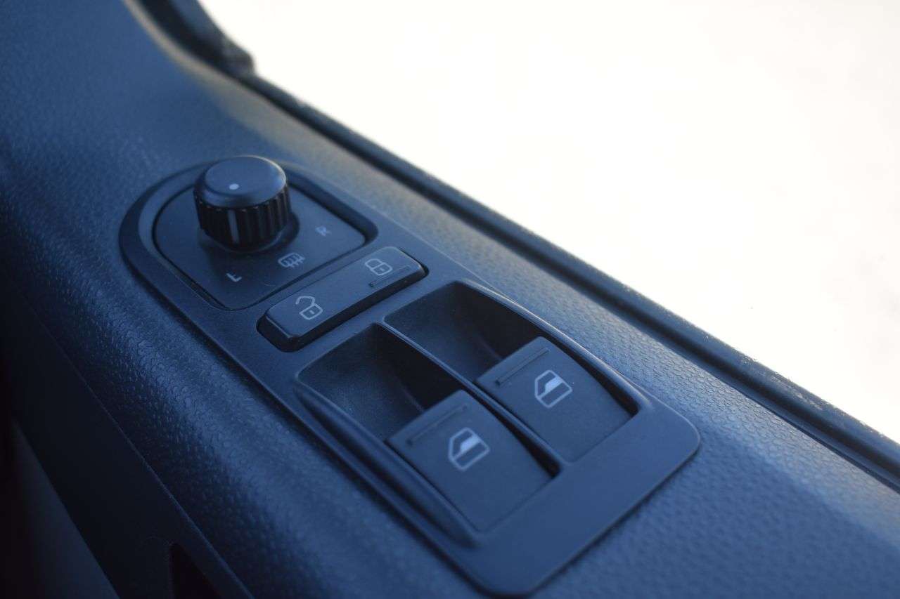2013 VOLKSWAGEN TRANSPORTER SPORTLINE 2013 VOLKSWAGEN TRANSPORTER SPORTLINE