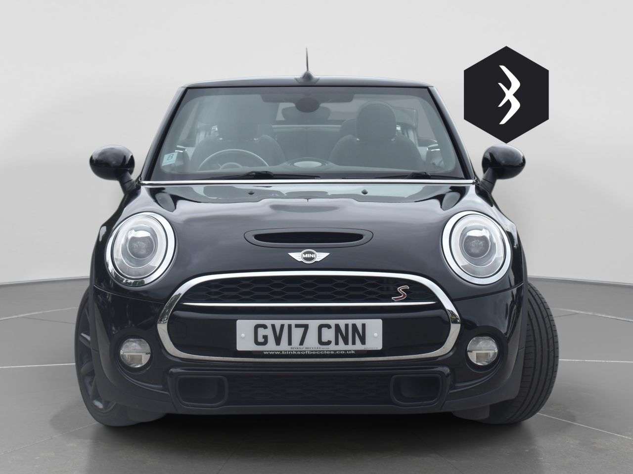 A 2017 MINI CONVERTIBLE 2.0 Cooper S Convertible 2dr Petrol Manual Euro 6 (s/s) (192 ps) ***128 AA A 2017 MINI CONVERTIBLE 2.0 Cooper S Convertible 2dr Petrol Manual Euro 6 (s/s) (192 ps) ***128 AA
