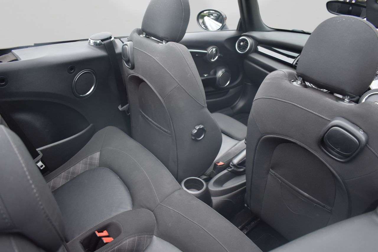 2017 MINI CONVERTIBLE 2017 MINI CONVERTIBLE