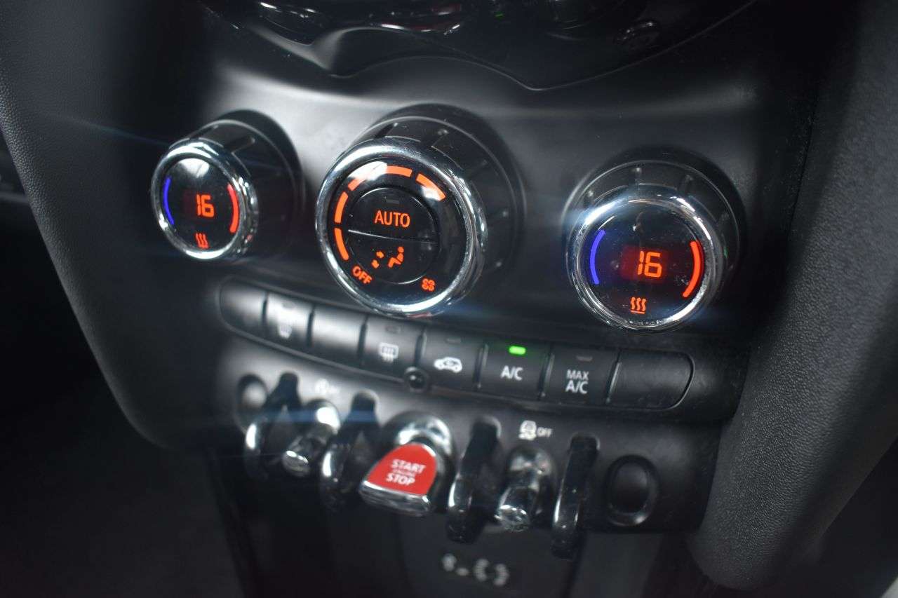 2017 MINI CONVERTIBLE 2017 MINI CONVERTIBLE