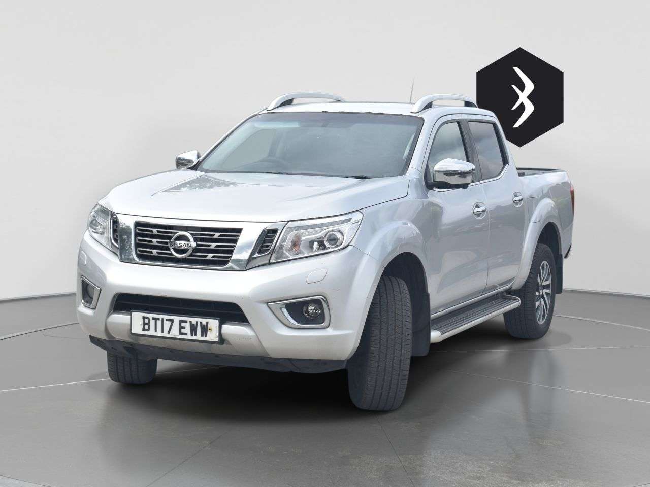 A 2017 NISSAN NAVARA 2.3 dCi Tekna Pickup Double Cab 4dr Diesel Auto 4WD Euro 6 (190 ps) ***128 A 2017 NISSAN NAVARA 2.3 dCi Tekna Pickup Double Cab 4dr Diesel Auto 4WD Euro 6 (190 ps) ***128