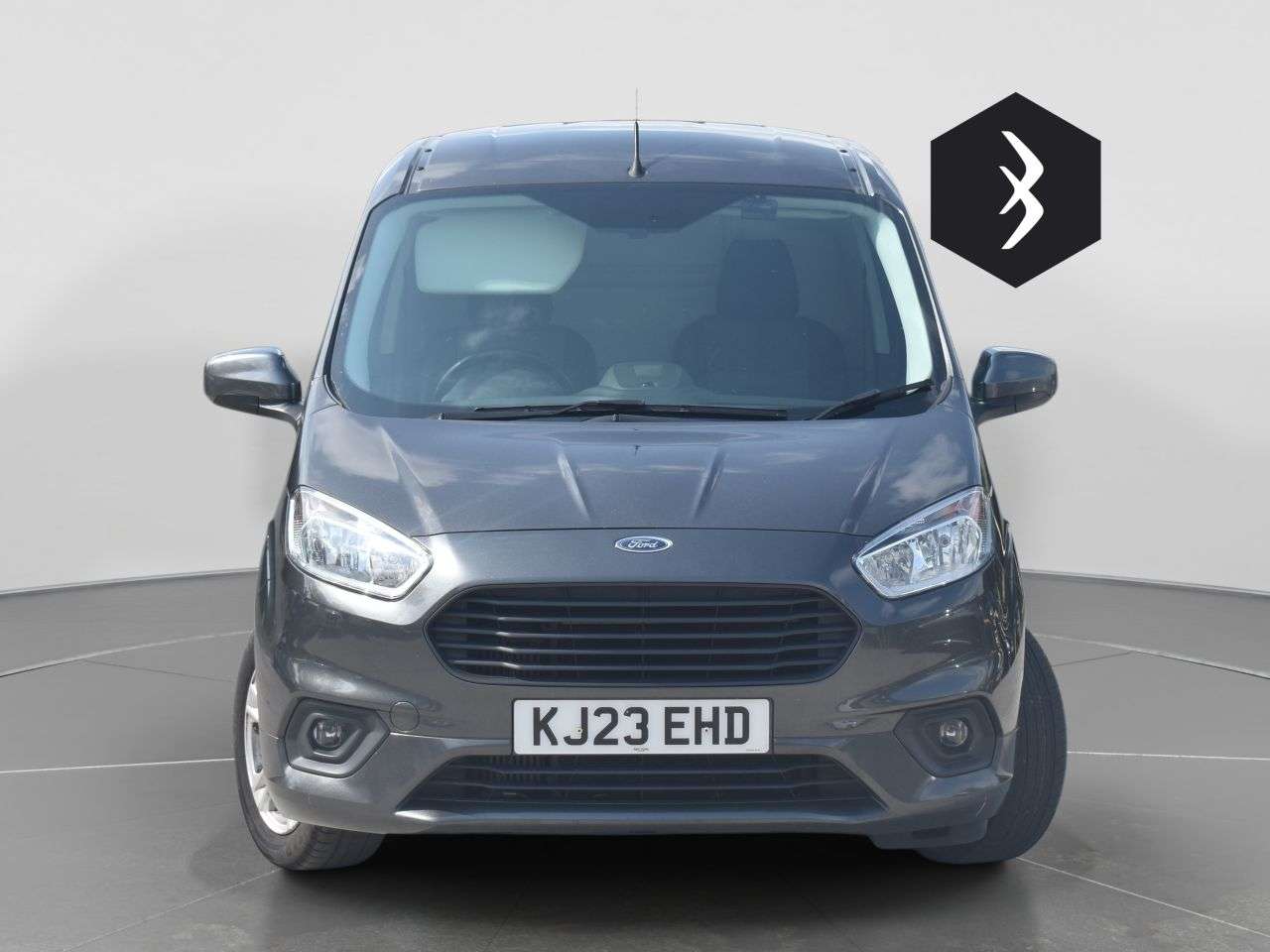 A 2023 FORD TRANSIT COURIER 1.0 EcoBoost Limited Panel Van 5dr Petrol Manual L1 Euro 6 (100 ps) ***128 A 2023 FORD TRANSIT COURIER 1.0 EcoBoost Limited Panel Van 5dr Petrol Manual L1 Euro 6 (100 ps) ***128