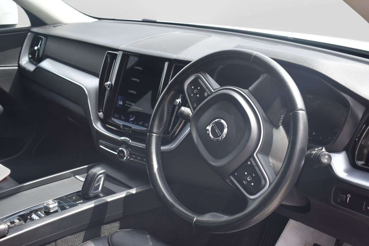 2021 VOLVO XC60 2021 VOLVO XC60