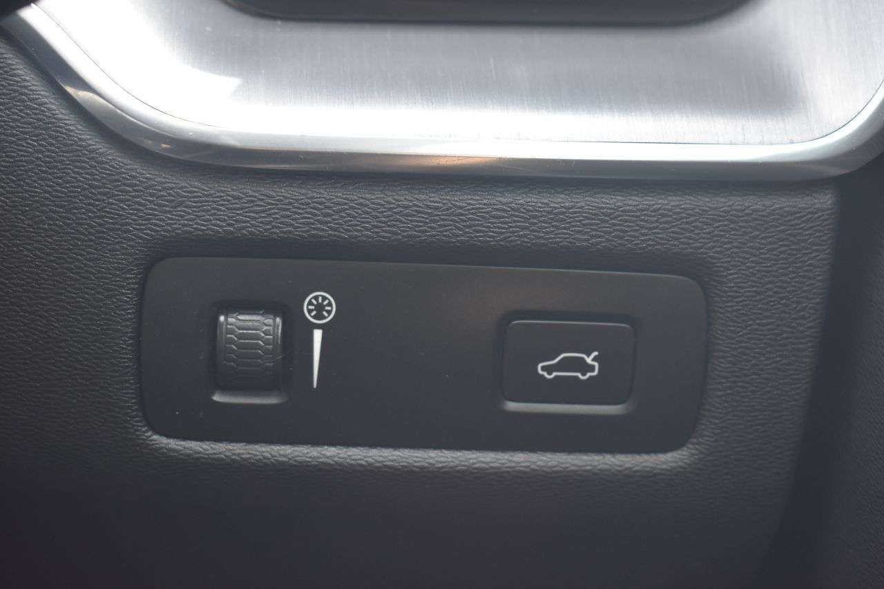 2021 VOLVO XC60 2021 VOLVO XC60