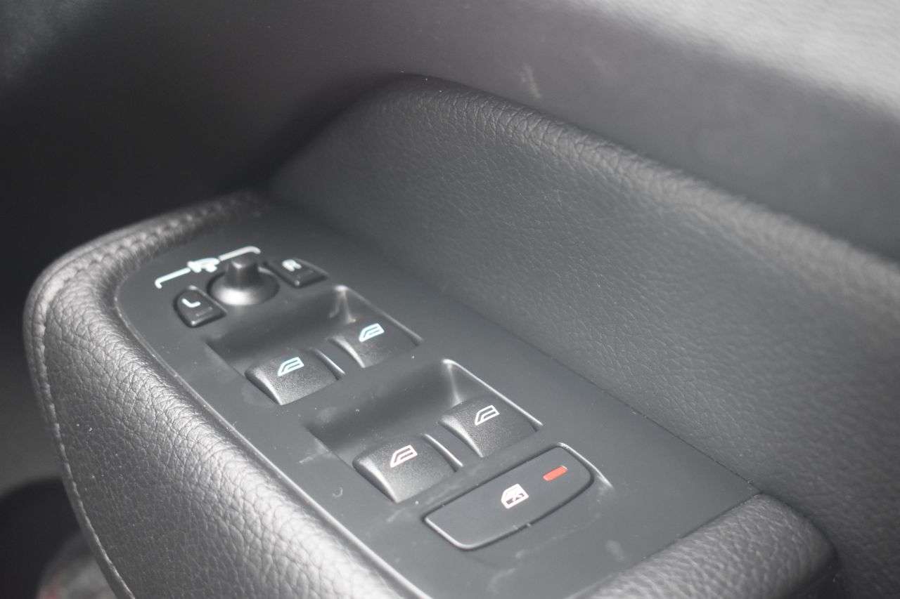 2021 VOLVO XC60 2021 VOLVO XC60