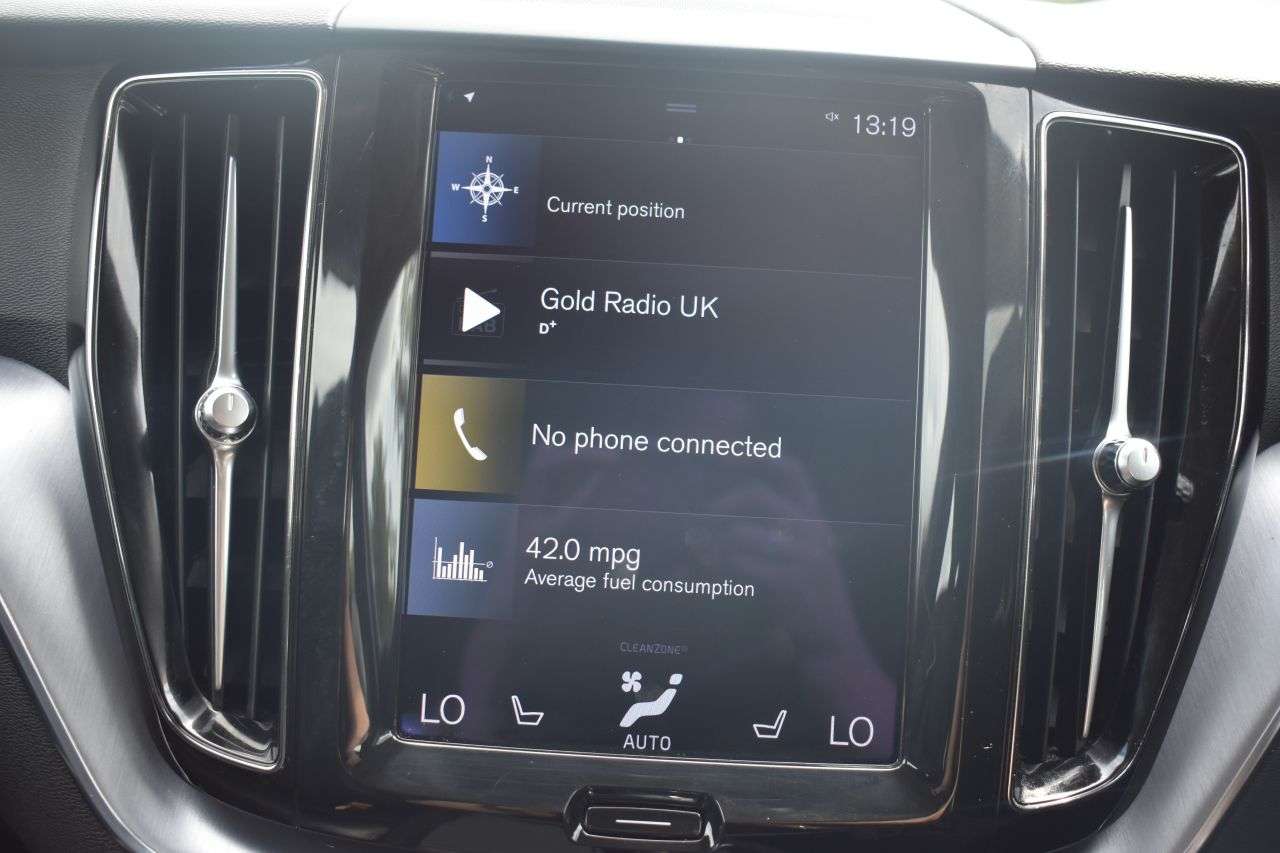 2021 VOLVO XC60 2021 VOLVO XC60
