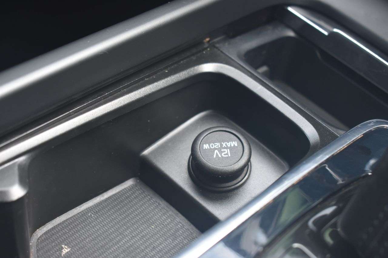 2021 VOLVO XC60 2021 VOLVO XC60