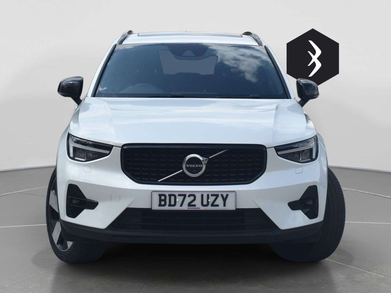A 2023 VOLVO XC40 1.5h T5 Recharge 10.7kWh Ultimate Dark SUV 5dr Petrol Plug-in Hybrid Auto E A 2023 VOLVO XC40 1.5h T5 Recharge 10.7kWh Ultimate Dark SUV 5dr Petrol Plug-in Hybrid Auto E