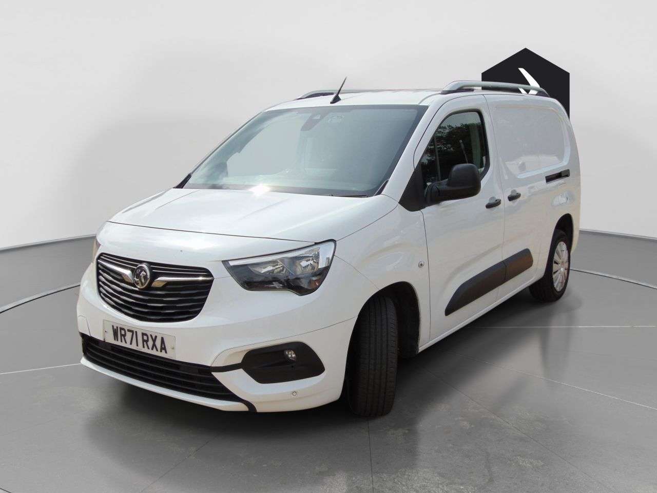 A 2022 VAUXHALL COMBO 1.5 Turbo D 2300 Sportive Panel Van 4dr Diesel Manual L2 H1 Euro 6 (100 ps) A 2022 VAUXHALL COMBO 1.5 Turbo D 2300 Sportive Panel Van 4dr Diesel Manual L2 H1 Euro 6 (100 ps)
