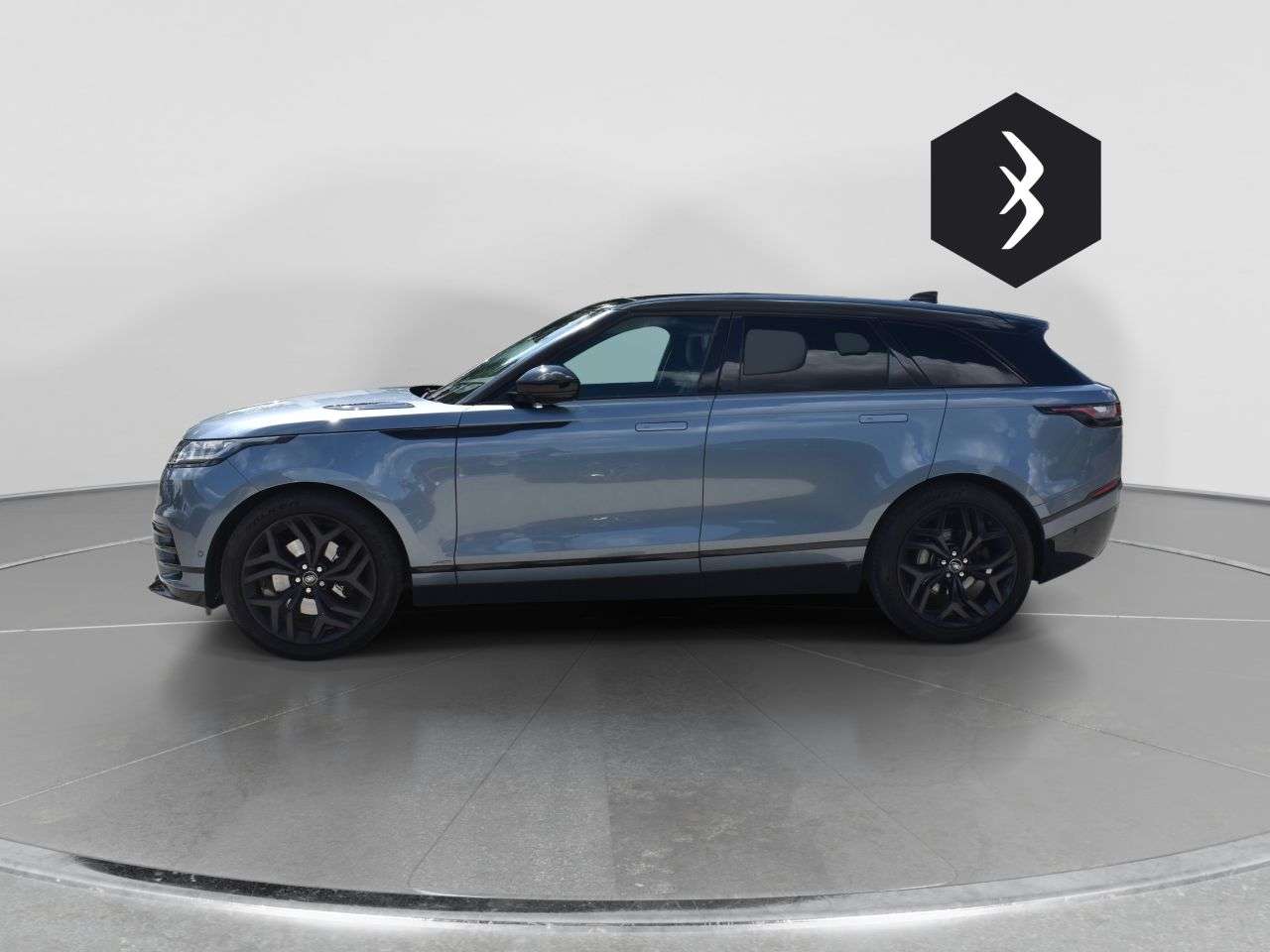 A 2020 LAND ROVER RANGE ROVER VELAR 3.0 D275 R-Dynamic SE SUV 5dr Diesel Auto 4WD Euro 6 (s/s) (275 ps) ***128 A 2020 LAND ROVER RANGE ROVER VELAR 3.0 D275 R-Dynamic SE SUV 5dr Diesel Auto 4WD Euro 6 (s/s) (275 ps) ***128