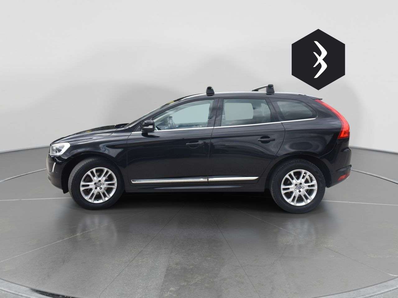 A 2015 VOLVO XC60 2.4 D5 SE Lux Nav SUV 5dr Diesel Auto AWD Euro 6 (s/s) (220 ps) ***128 AA C A 2015 VOLVO XC60 2.4 D5 SE Lux Nav SUV 5dr Diesel Auto AWD Euro 6 (s/s) (220 ps) ***128 AA C