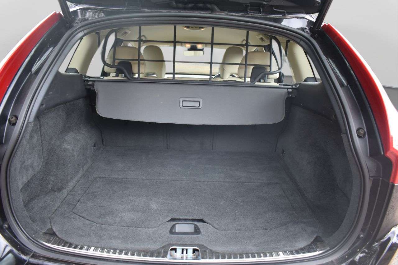 2015 VOLVO XC60 2015 VOLVO XC60
