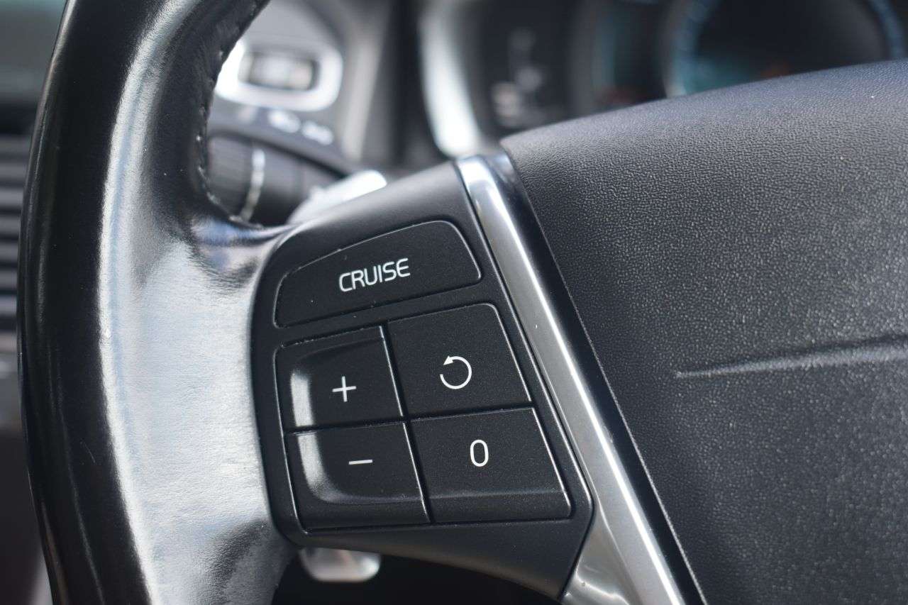 2015 VOLVO XC60 2015 VOLVO XC60