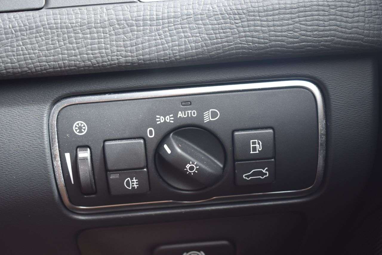 2015 VOLVO XC60 2015 VOLVO XC60