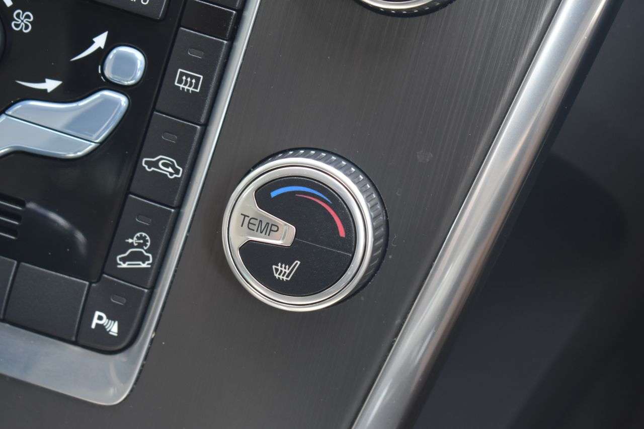 2015 VOLVO XC60 2015 VOLVO XC60