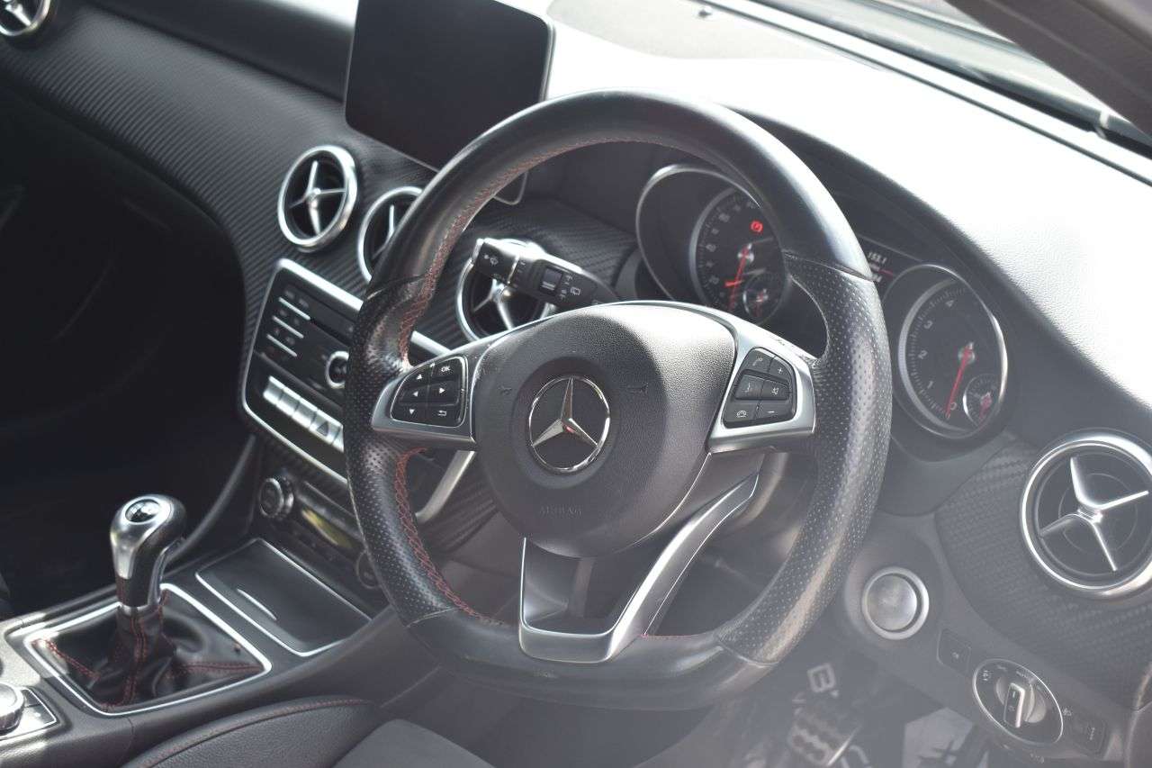 2018 MERCEDES-BENZ A CLASS 2018 MERCEDES-BENZ A CLASS