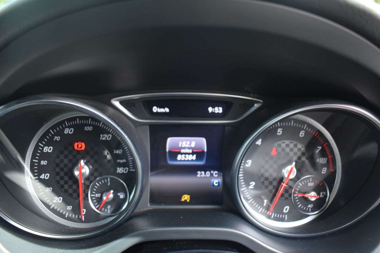 2018 MERCEDES-BENZ A CLASS 2018 MERCEDES-BENZ A CLASS