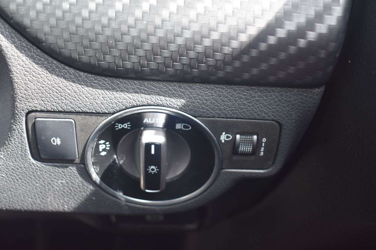 2018 MERCEDES-BENZ A CLASS 2018 MERCEDES-BENZ A CLASS