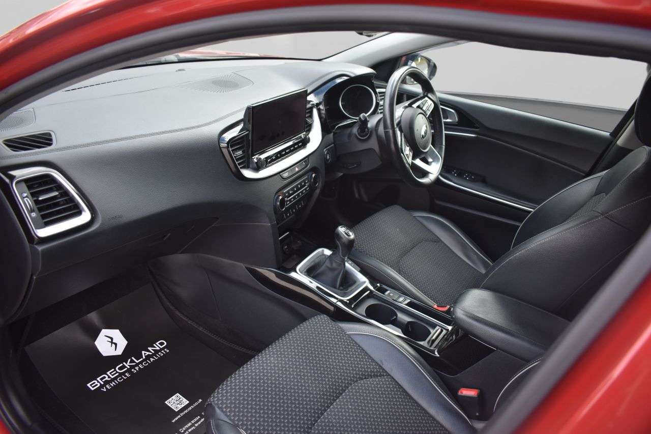 2019 KIA XCEED 2019 KIA XCEED