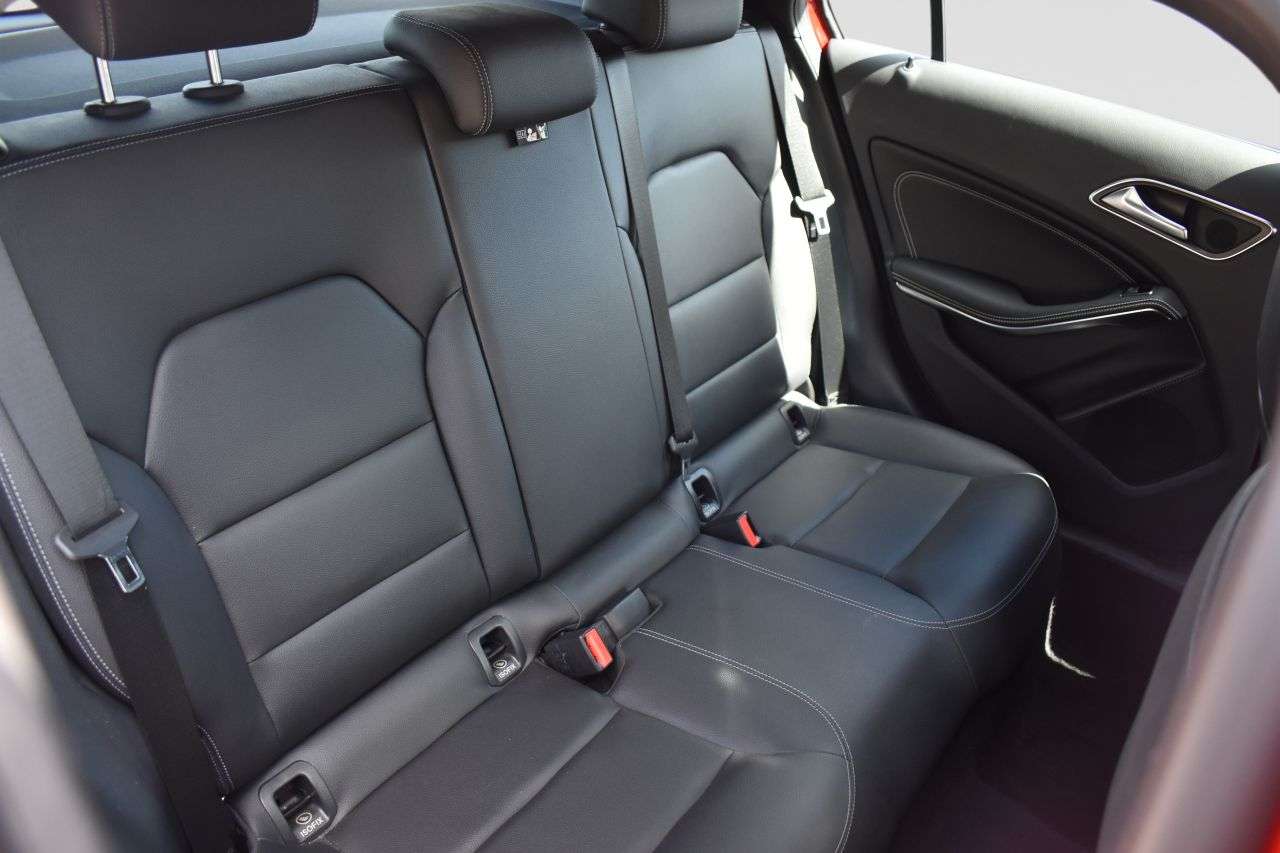 2016 MERCEDES-BENZ A CLASS 2016 MERCEDES-BENZ A CLASS