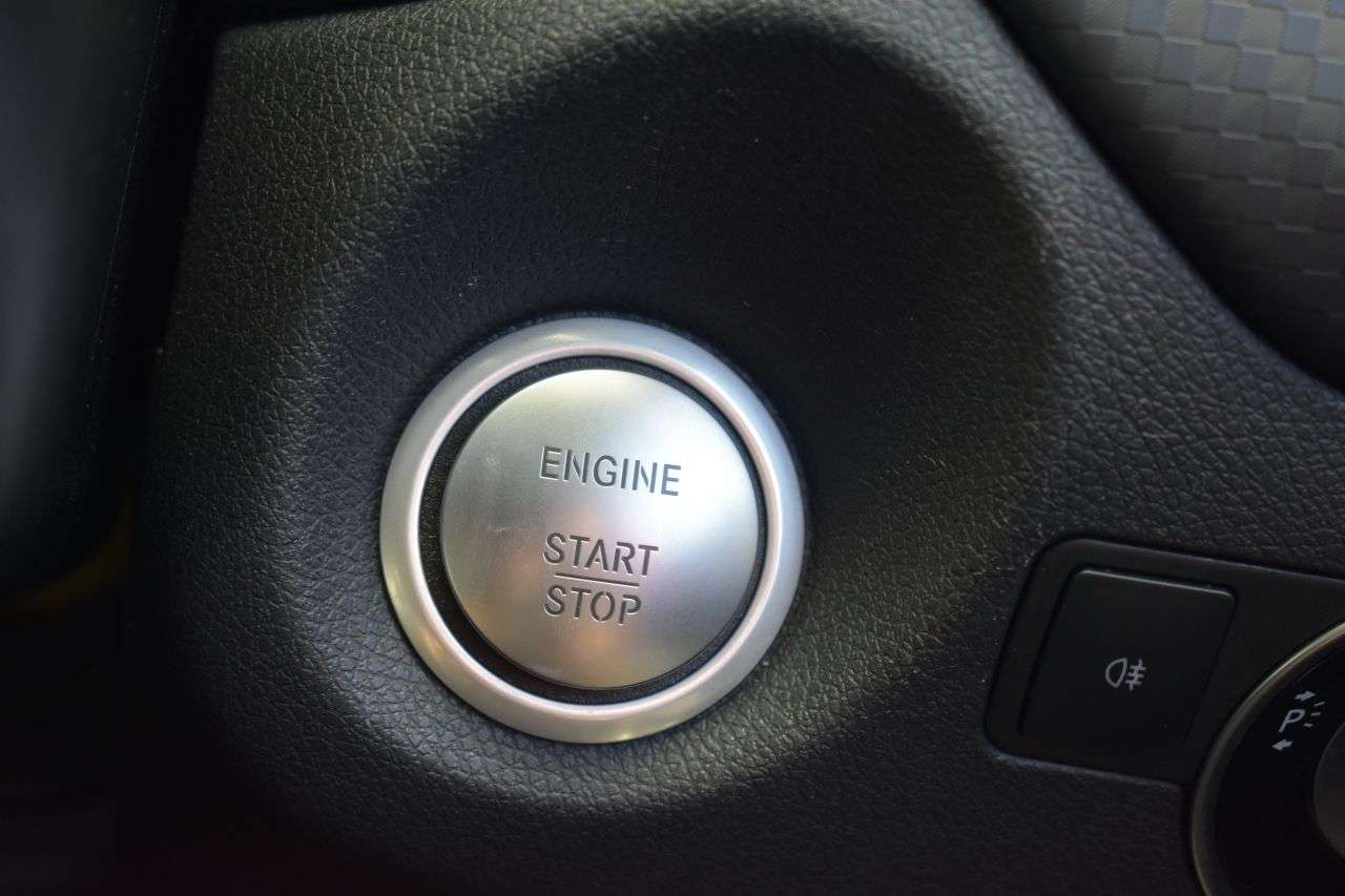 2016 MERCEDES-BENZ A CLASS 2016 MERCEDES-BENZ A CLASS