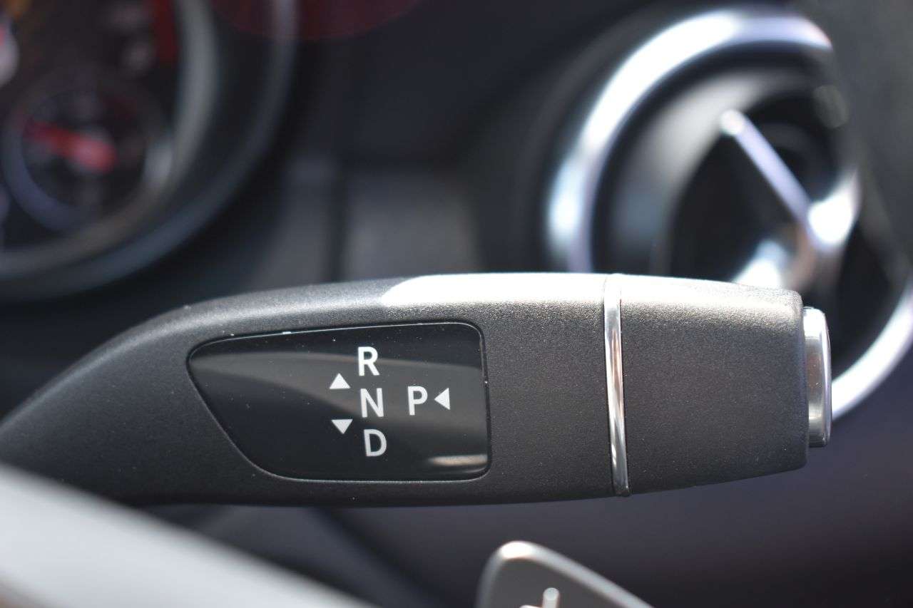 2016 MERCEDES-BENZ A CLASS 2016 MERCEDES-BENZ A CLASS