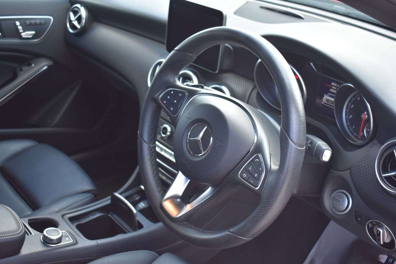 2016 MERCEDES-BENZ A CLASS 2016 MERCEDES-BENZ A CLASS