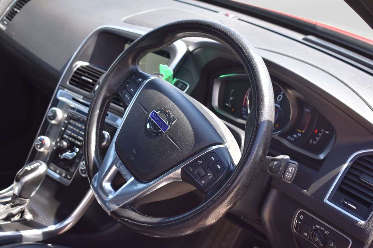 2016 VOLVO XC60 2016 VOLVO XC60