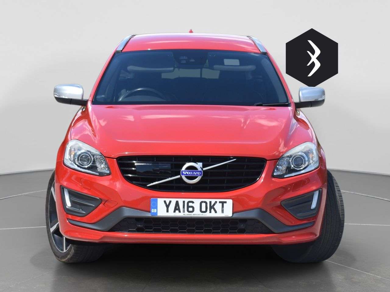 A 2016 VOLVO XC60 2.4 D5 R-Design Lux Nav SUV 5dr Diesel Auto AWD Euro 6 (s/s) (220 ps) ***12 A 2016 VOLVO XC60 2.4 D5 R-Design Lux Nav SUV 5dr Diesel Auto AWD Euro 6 (s/s) (220 ps) ***12