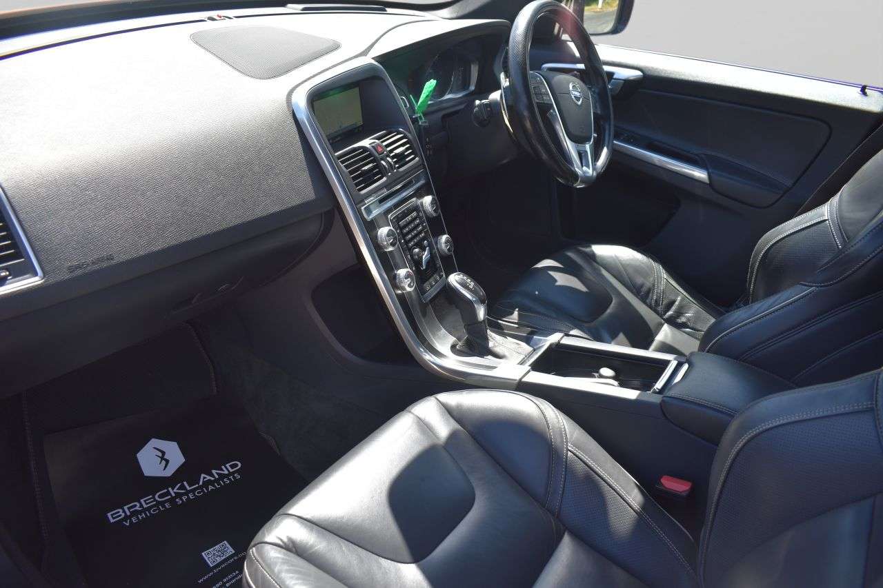 2016 VOLVO XC60 2016 VOLVO XC60