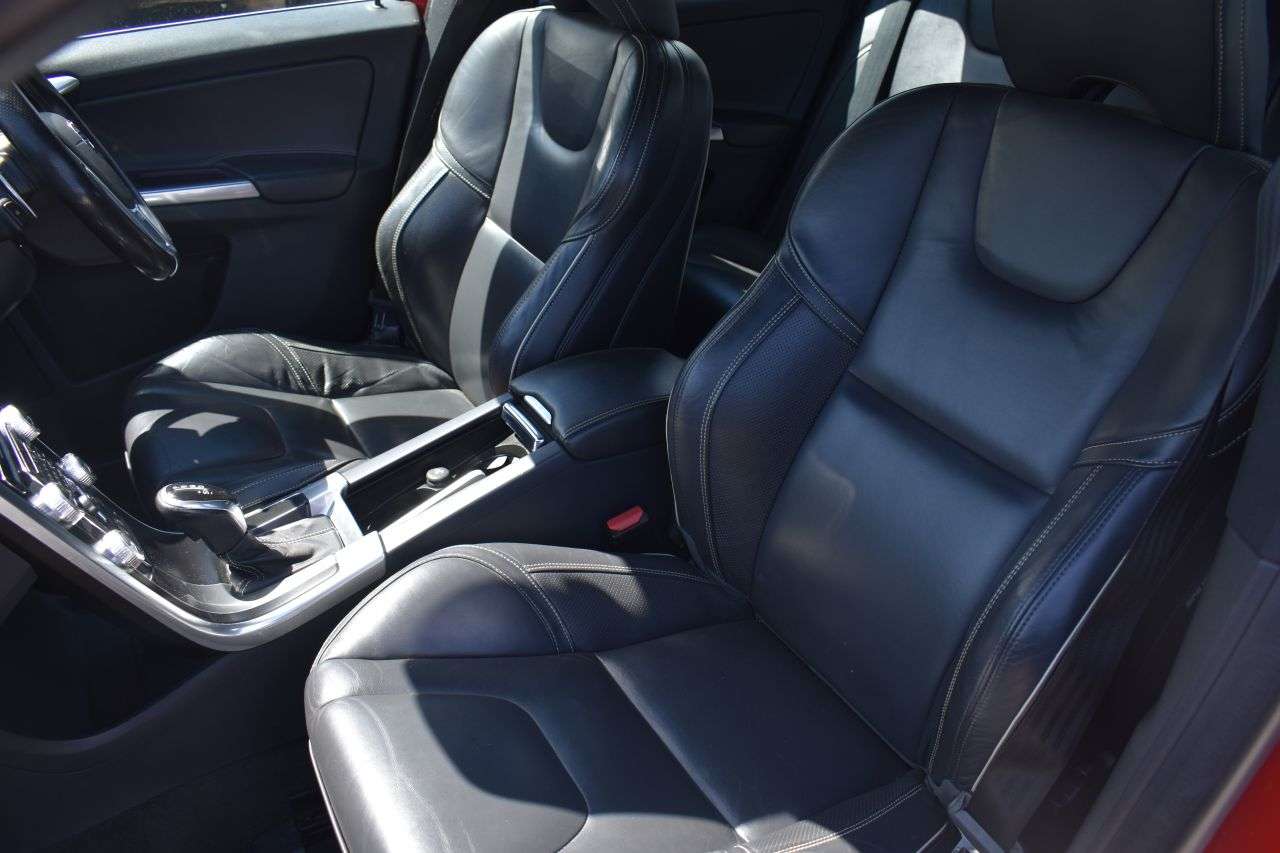 2016 VOLVO XC60 2016 VOLVO XC60