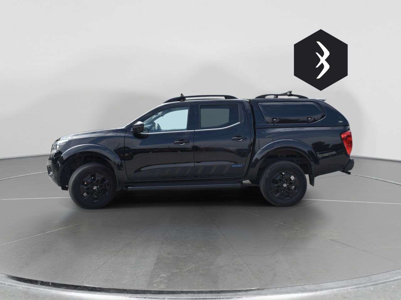 A 2021 NISSAN NAVARA 2.3 dCi N-Guard Pickup Double Cab 4dr Diesel Auto 4WD Euro 6 (190 ps) ***12 A 2021 NISSAN NAVARA 2.3 dCi N-Guard Pickup Double Cab 4dr Diesel Auto 4WD Euro 6 (190 ps) ***12